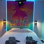 Capsule Miami Vice - Jacuzzi - Billard - Ecran Cinéma&netflix - Ping-pong - Nintendo&jeux- Appartement Liévin