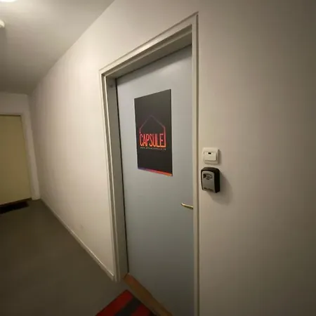 Capsule Miami Vice - Jacuzzi - Billard - Ecran Cinéma&netflix - Ping-pong - Nintendo&jeux- * Liévin