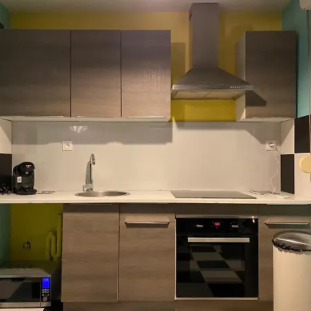 Capsule Miami Vice - Jacuzzi - Billard - Ecran Cinéma&netflix - Ping-pong - Nintendo&jeux- * Liévin