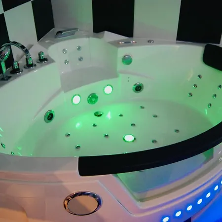 Capsule Miami Vice - Jacuzzi - Billard - Ecran Cinéma&netflix - Ping-pong - Nintendo&jeux- *